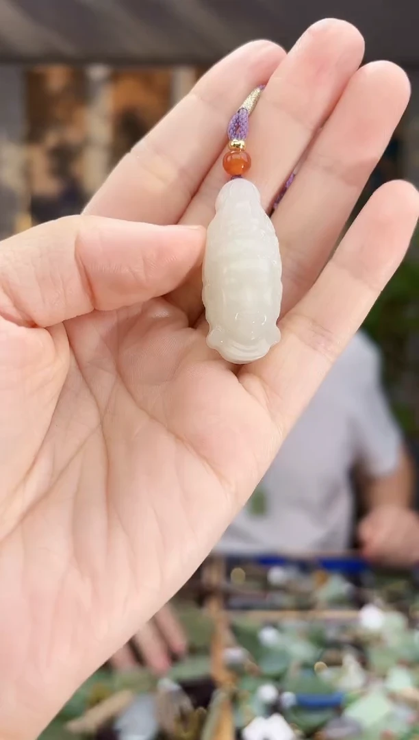 和田玉未镶嵌挂件拍一发一