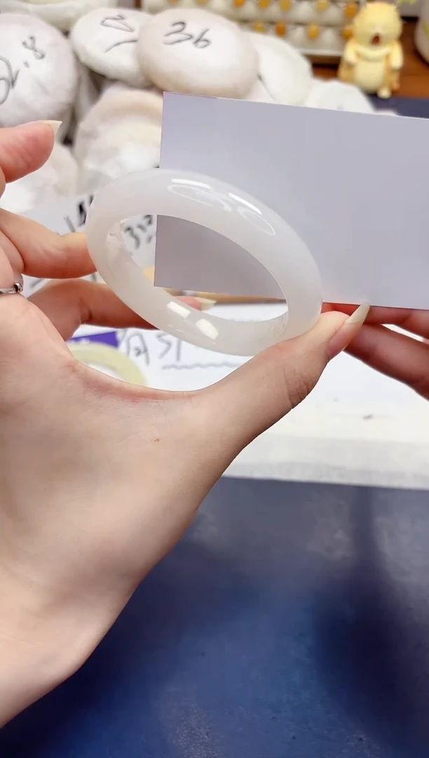 石英质玉手镯未镶嵌62-天山翠-圈口56