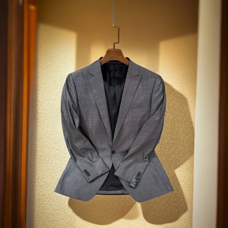 X997097B2男士商务休闲西服羊毛77%桑蚕丝23%两粒扣银灰色