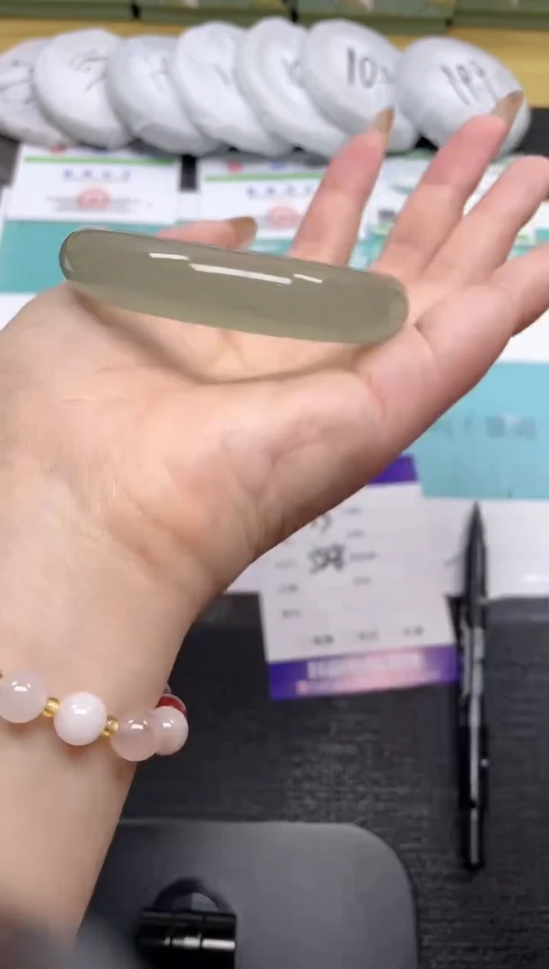 未镶嵌手镯石英质玉33-58