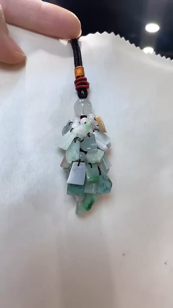 未镶嵌挂件翡翠83