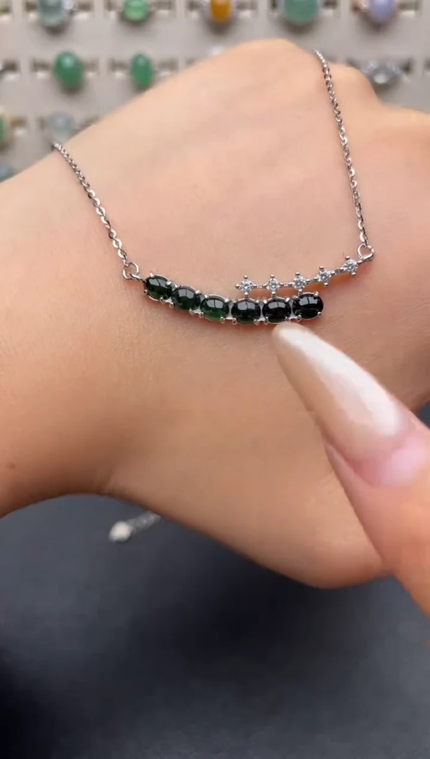 未镶嵌戒指翡翠一物一证一礼盒