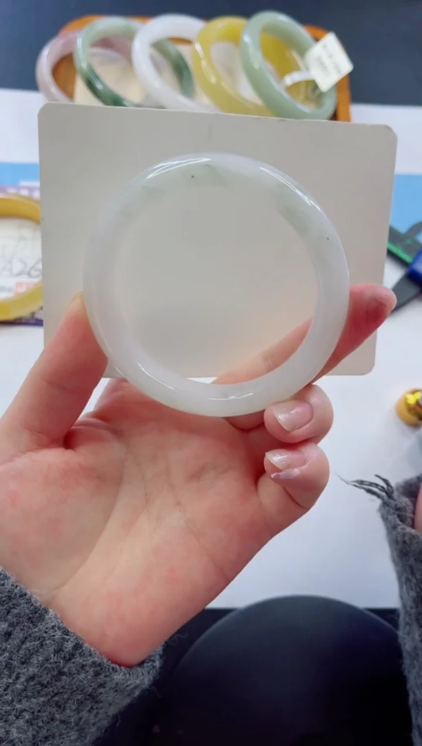 未镶嵌手镯石英质玉多样性发货A27-61