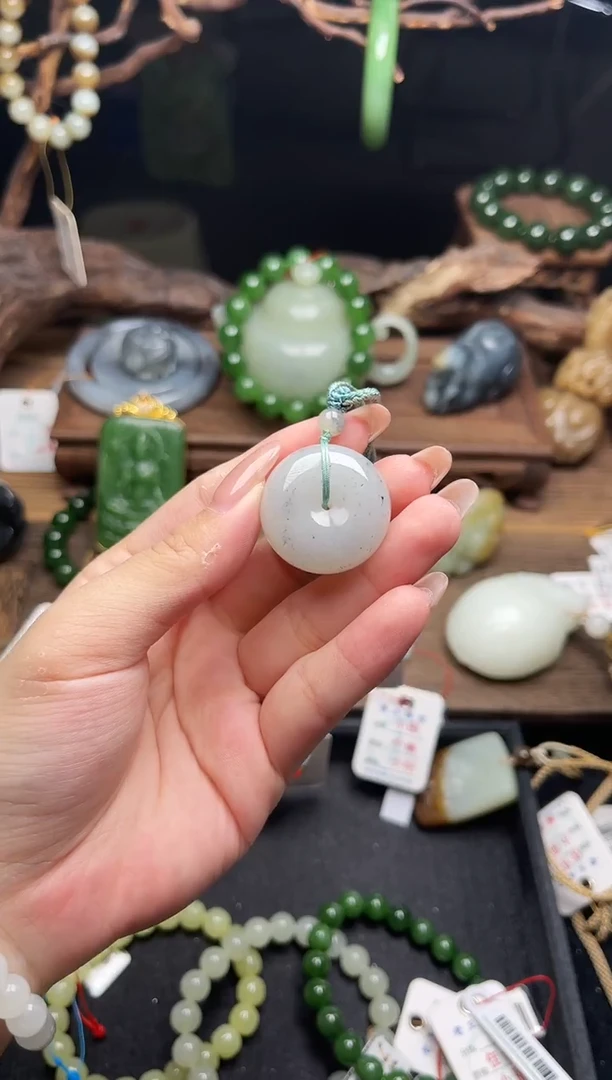 吊坠(不含链)未镶嵌和田玉新疆黑山 平安扣9012384