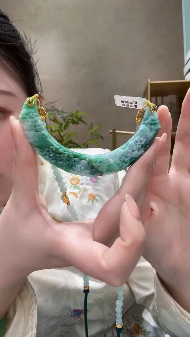 【闪购商品】翡翠颈饰未镶嵌吊坠