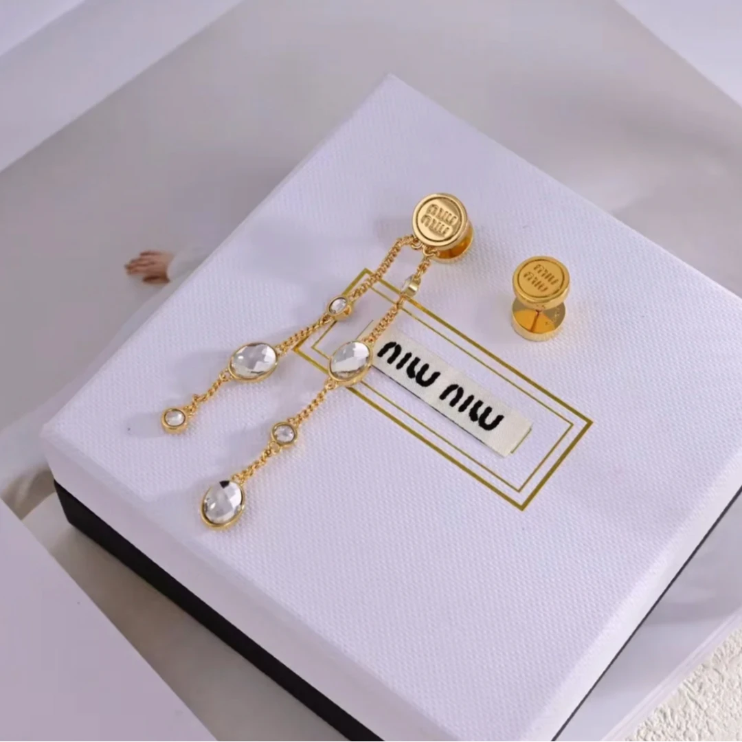 未使用 MIU MIU/缪缪 花花. 耳环 仿水晶 不对称流苏吊坠 耳环