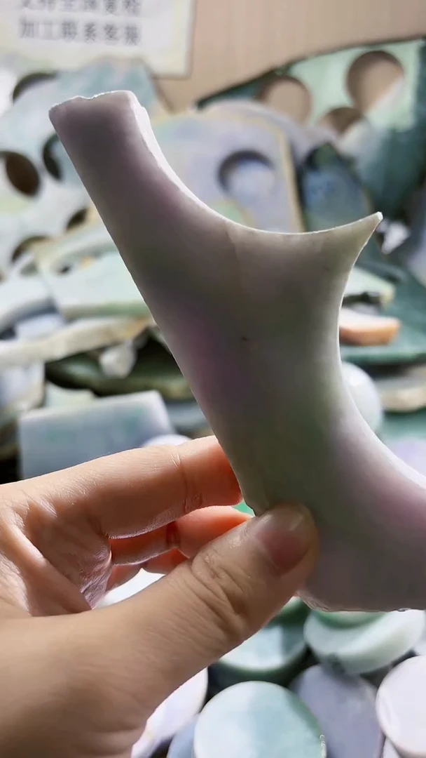 翡翠未镶嵌颈饰翡翠A货 姜谭927