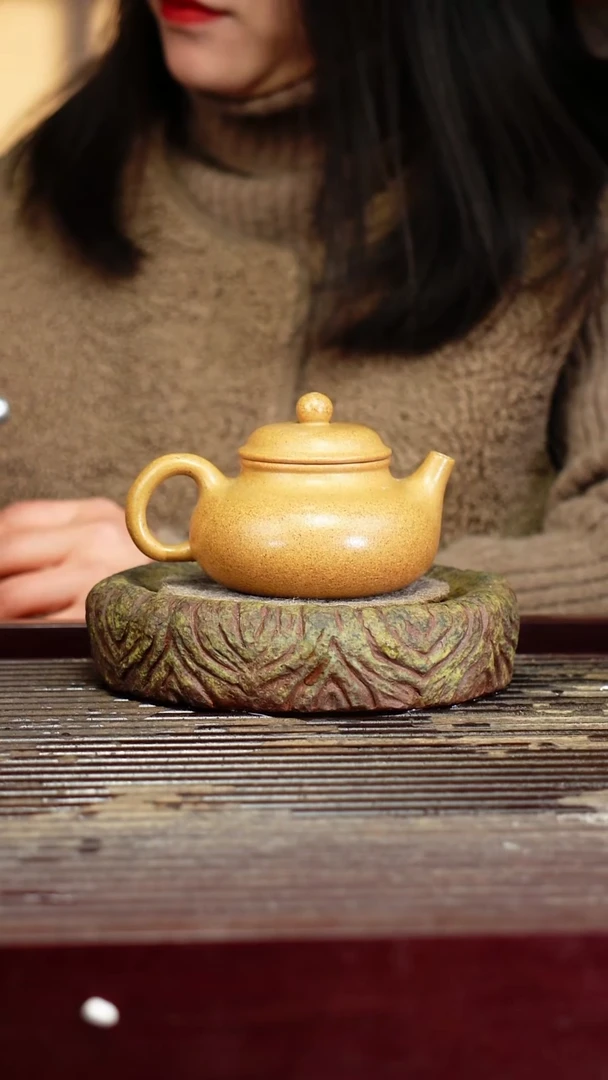 宜兴原矿紫砂壶茶壶宜兴原矿紫砂壶茶壶150C