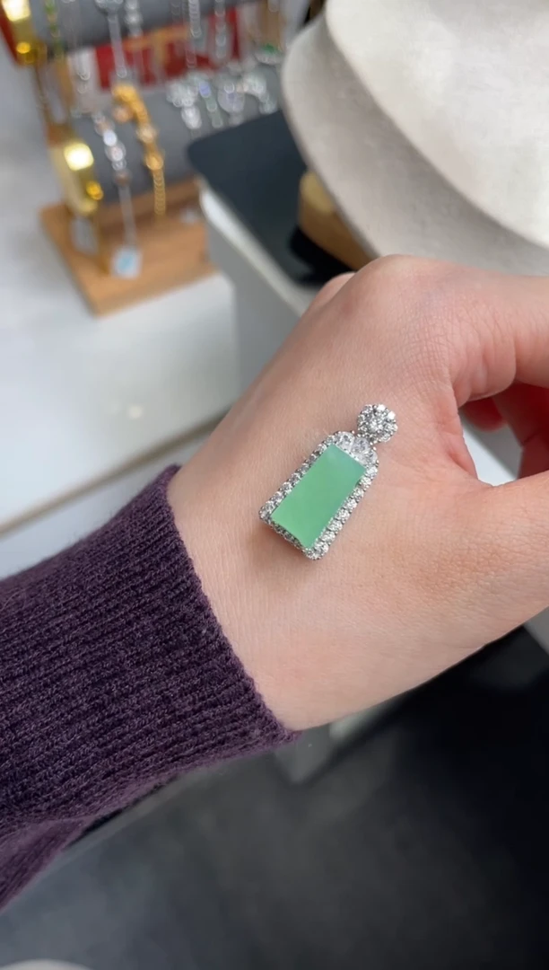 颈饰银S925镶嵌翡翠1