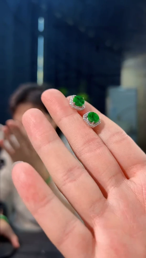 颈饰未镶嵌翡翠怡**乐 缅料A货/支持复检/一件