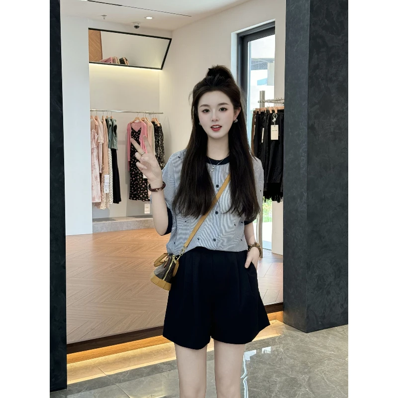 宿慕SUMU夏季圆领舒适透气小衫2025新款5-21时尚显瘦短袖女F8600B