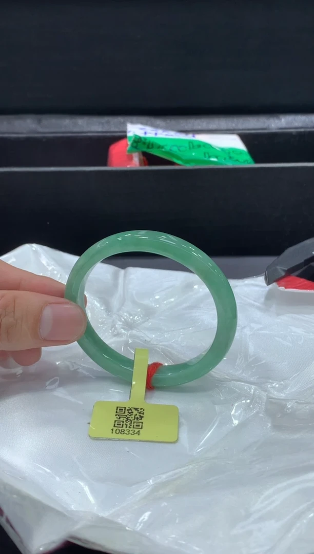 未镶嵌手镯翡翠翡翠手镯