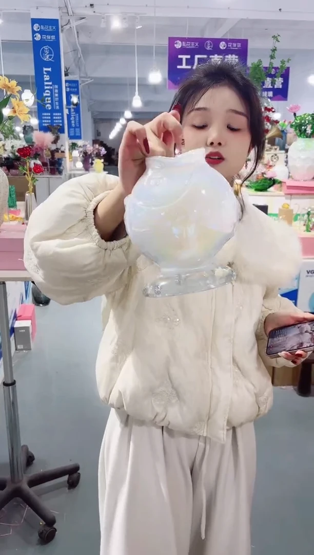 【闪购商品】玻璃私花主义花瓶厂-微瑕--W1HF