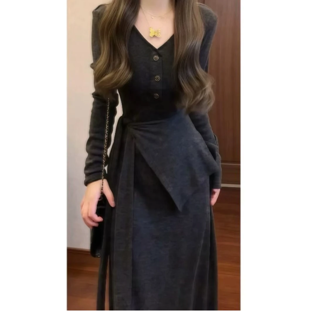 国风新中式V领针织连衣裙女秋冬斜裁慵懒风修身气质中长裙子2777