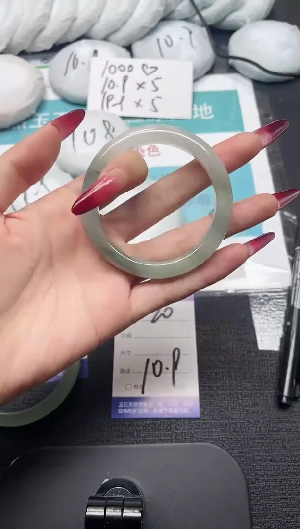 未镶嵌手镯石英质玉20-54