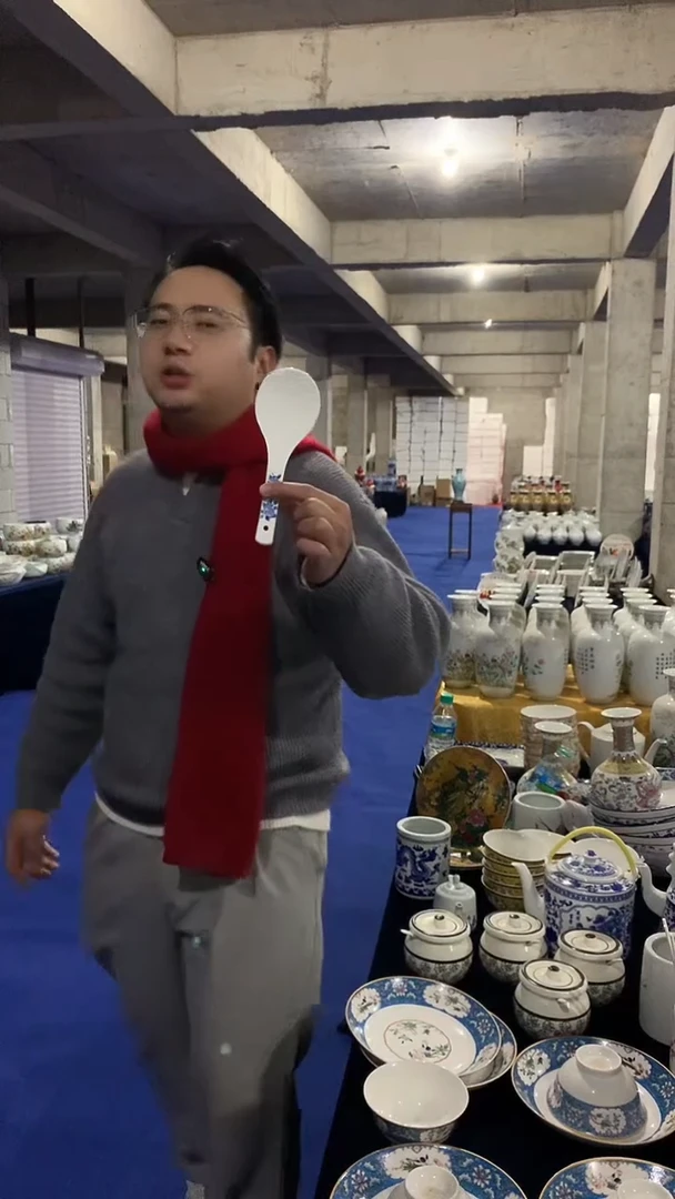 摆件陶火火恍恍惚惚