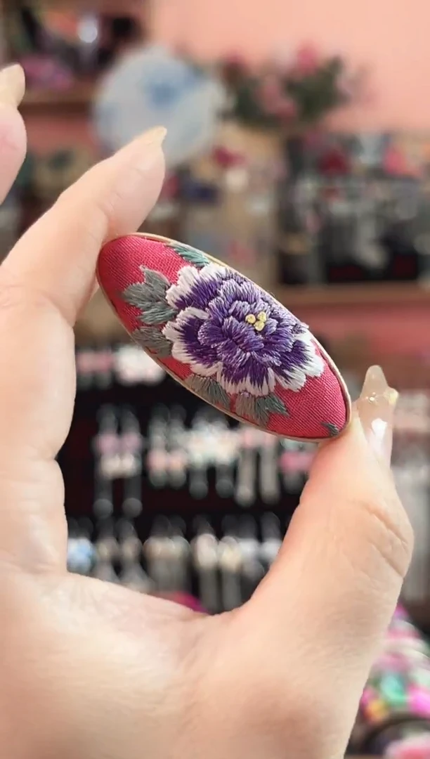 艺枝独绣手工饰品124