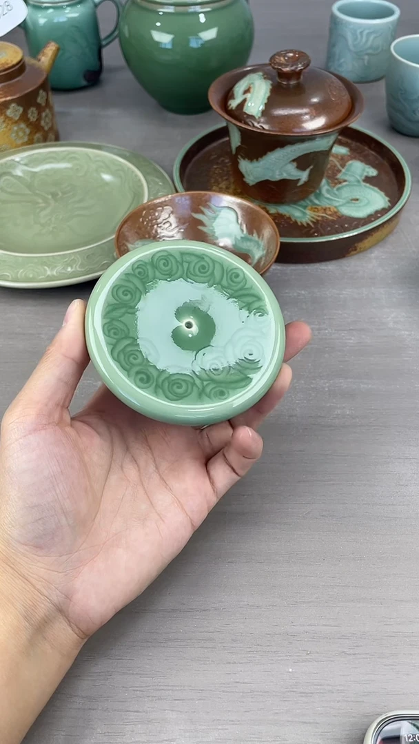 青瓷仓储福利清仓微瑕