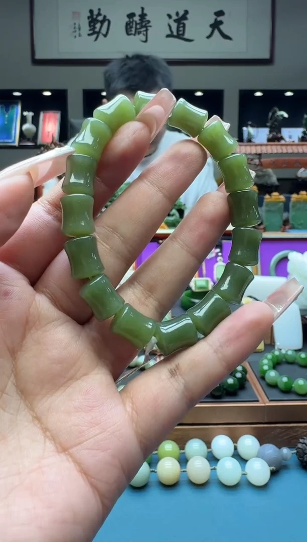 手串未镶嵌和田玉szqyq