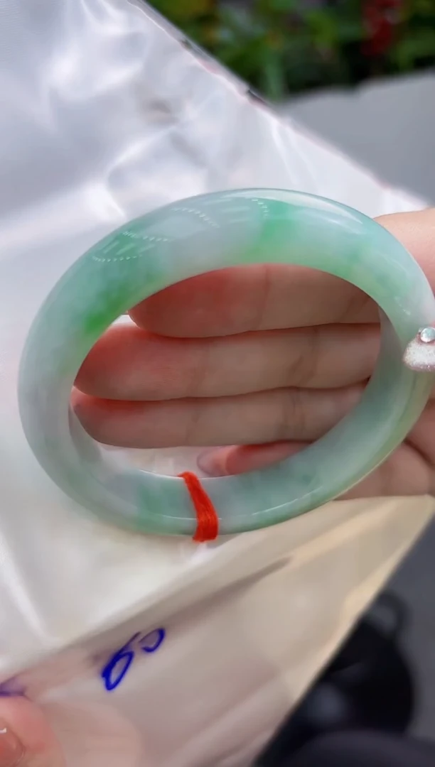 【闪购商品】翡翠手镯未镶嵌翡翠手镯