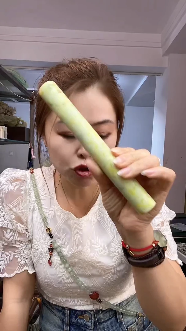 【闪购商品】岫玉擀面杖未镶嵌多样性发货其中之一