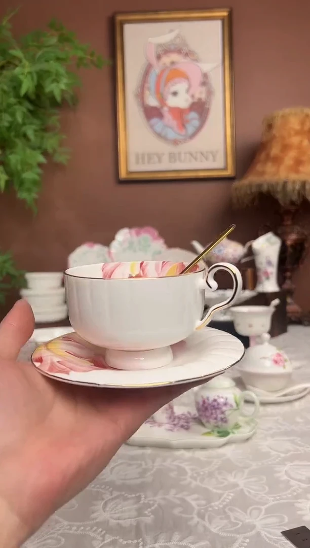 36%以上骨粉骨瓷郁金香粉黛咖啡杯碟