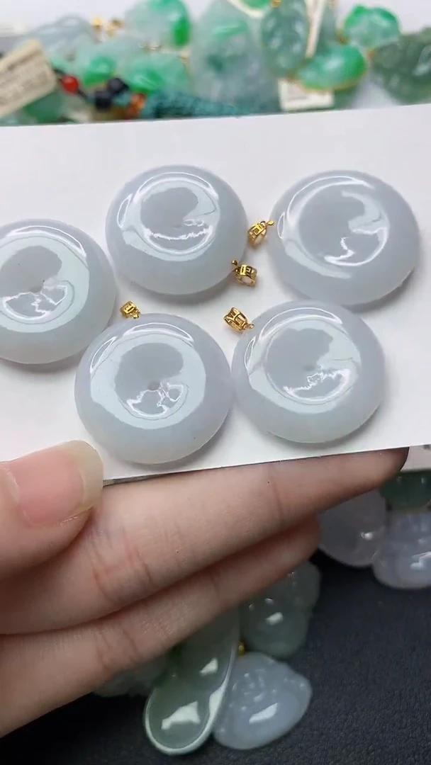 【闪购商品】翡翠颈饰18K金镶嵌57.  多样性发其一