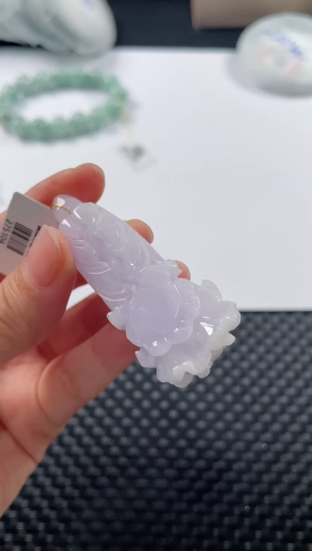 颈饰未镶嵌翡翠基地发货H 4298 白菜