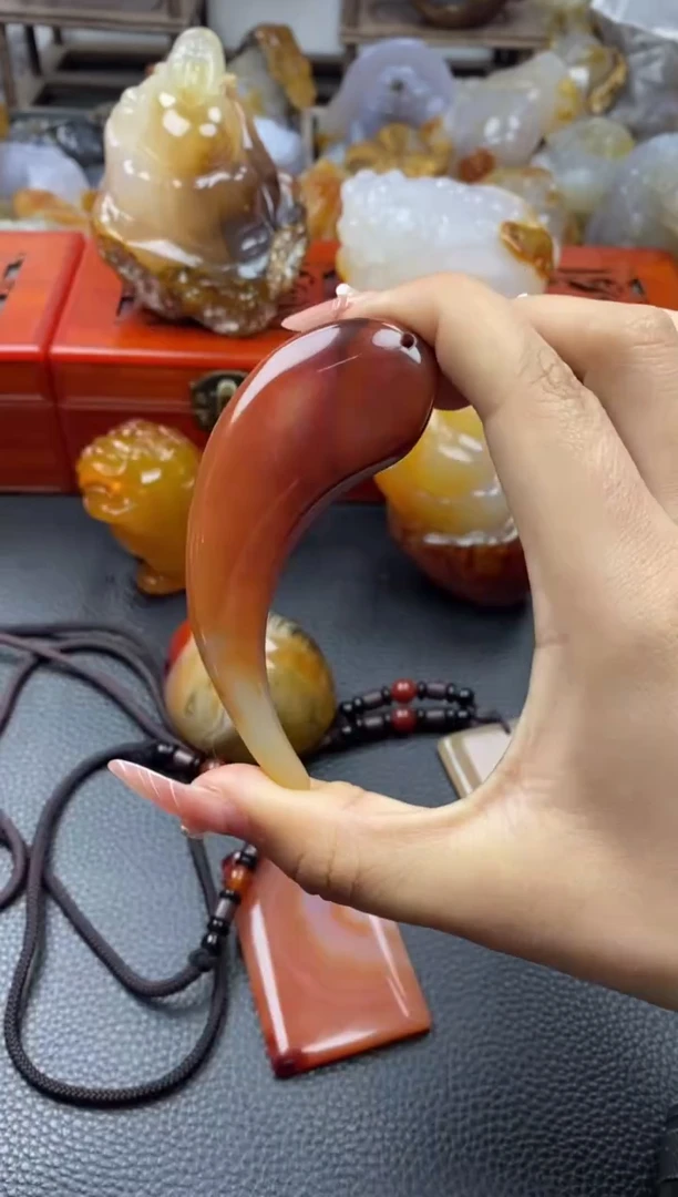 【闪购商品】玛瑙/玉髓挂件未镶嵌00