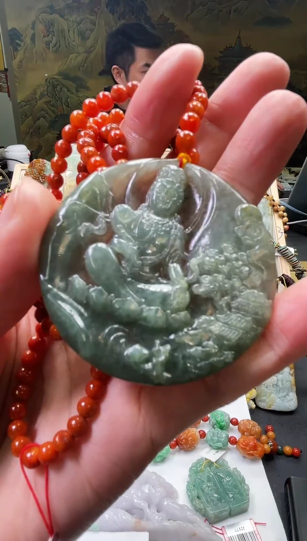 颈饰未镶嵌翡翠金澜翡翠12.31