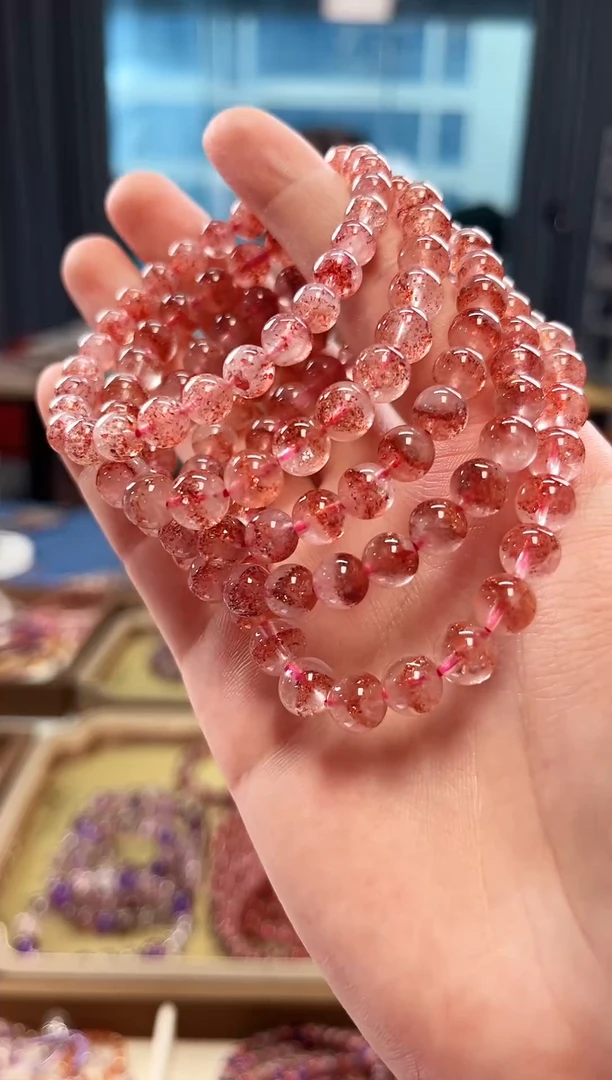 未镶嵌手串水晶金草莓超七单圈手串7mm【多样性发一】