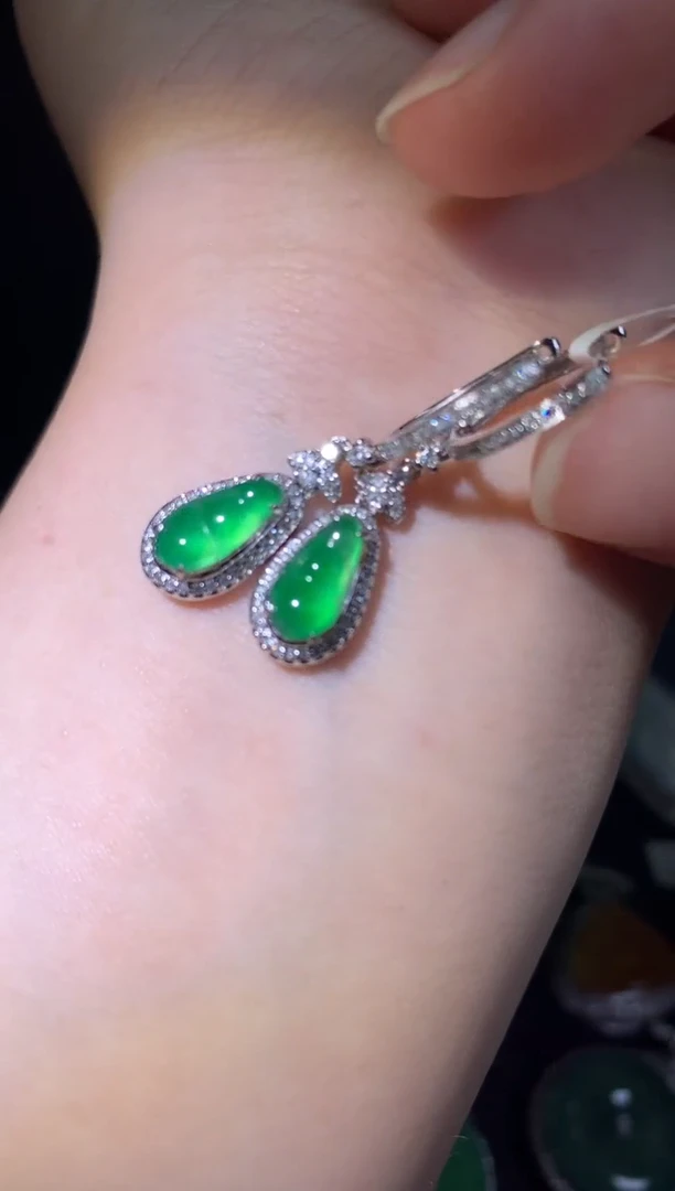 吊坠(不含链)18K金镶嵌翡翠耳坠