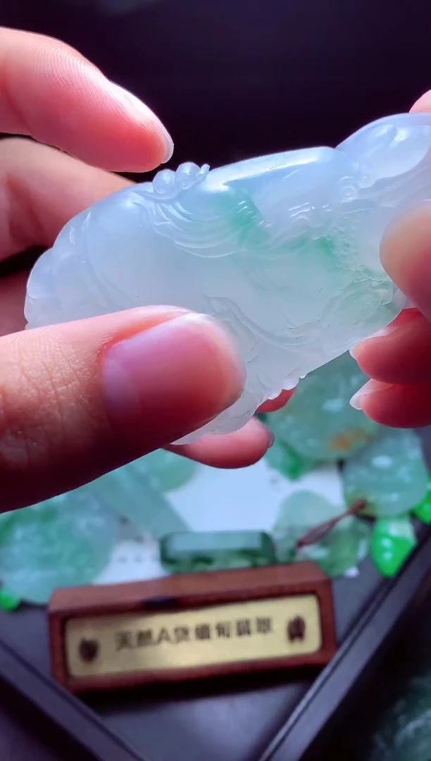 未镶嵌定制翡翠安*?毛货翡翠定制