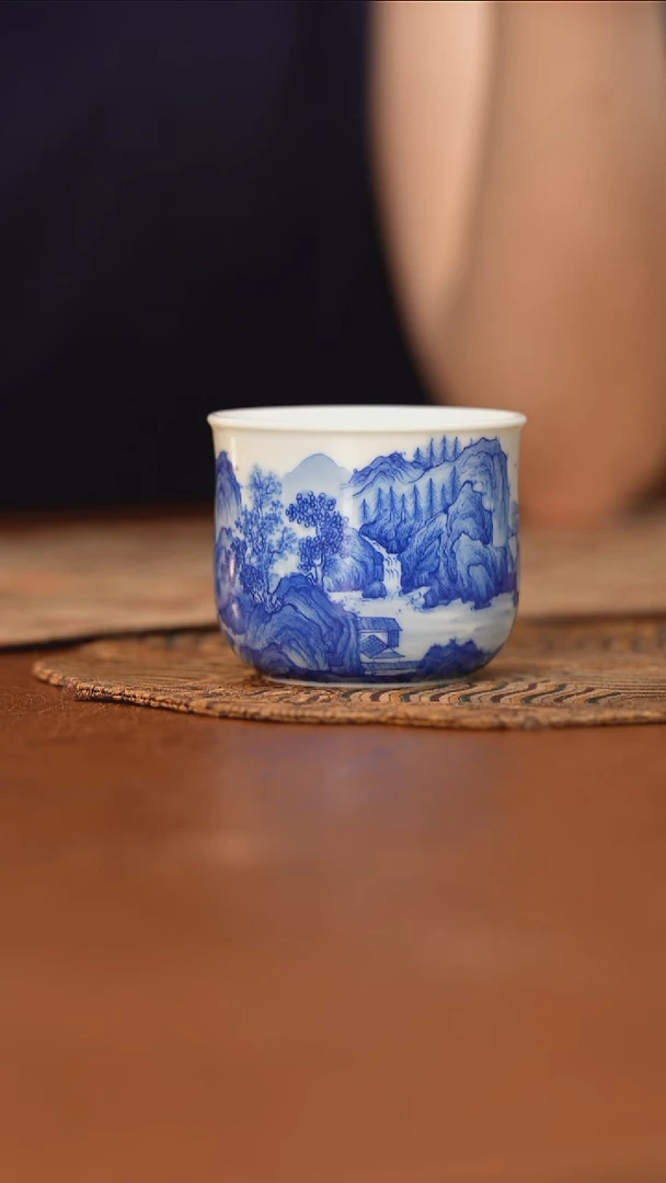杯看山柴窑青花山水