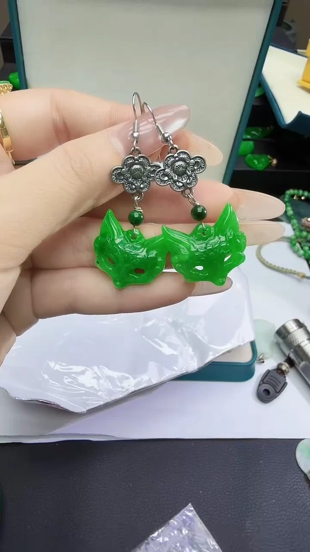 未镶嵌翡翠耳饰翡翠满绿九尾耳饰X34