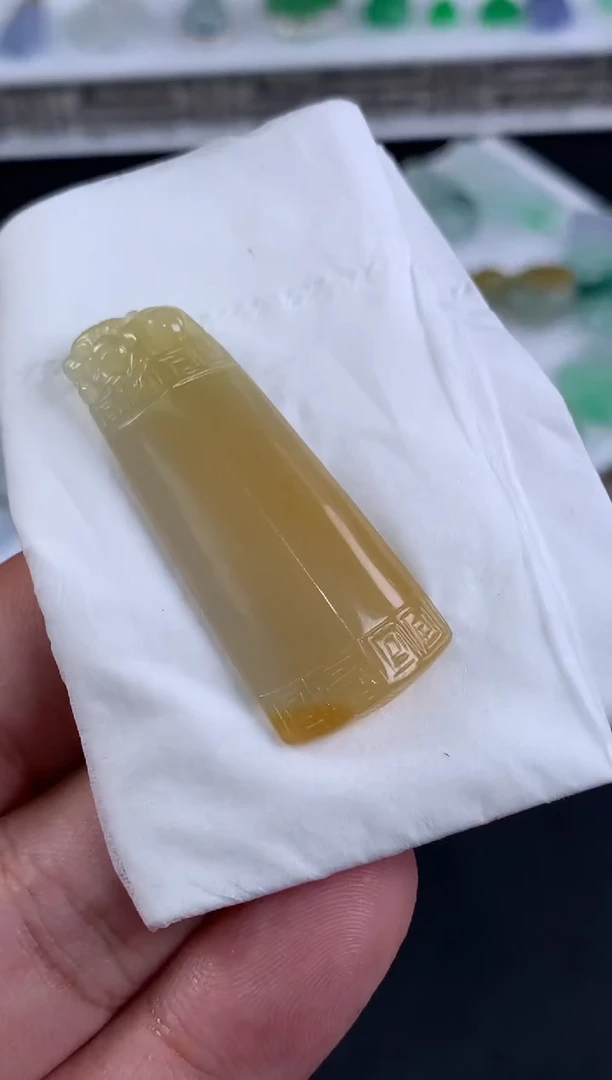 未镶嵌定制翡翠a***茜翡翠