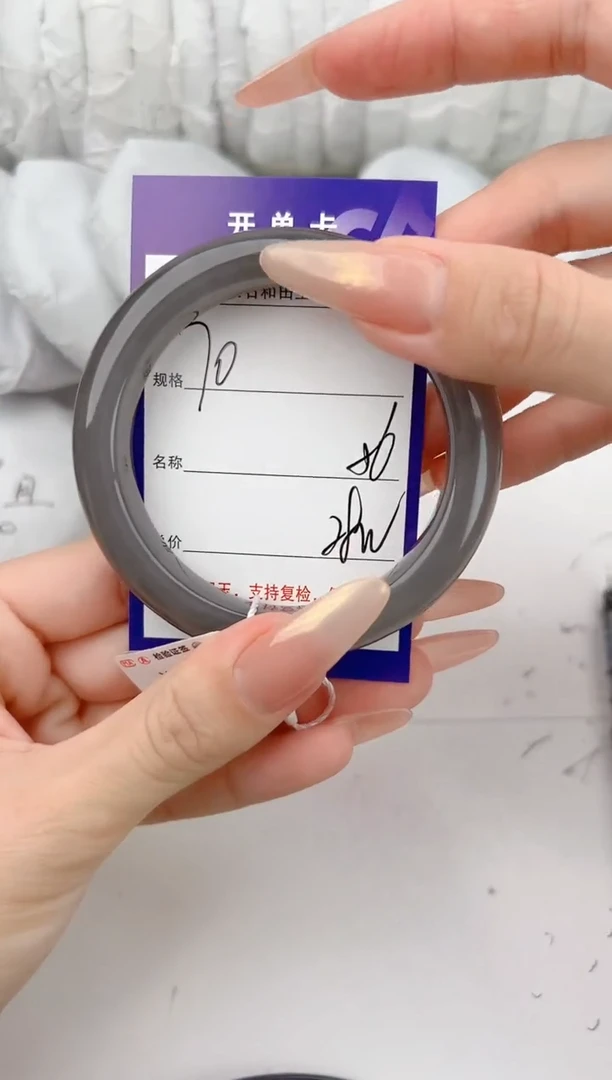 和田玉手镯未镶嵌70色微差无瑕疵