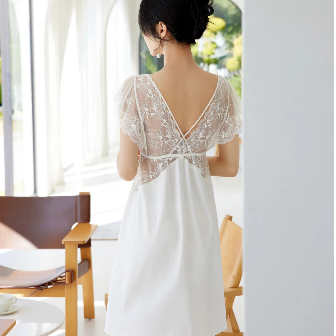 2025新款蕾丝轻奢法式小飞袖睡裙带胸垫气质睡衣女夏季家居服