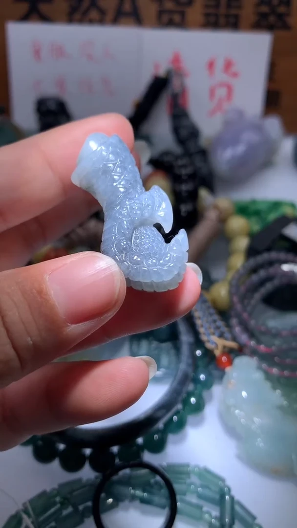 【闪购商品】翡翠颈饰未镶嵌保真天然A货翡翠