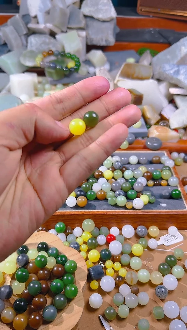 未镶嵌手链和田玉卡12散珠