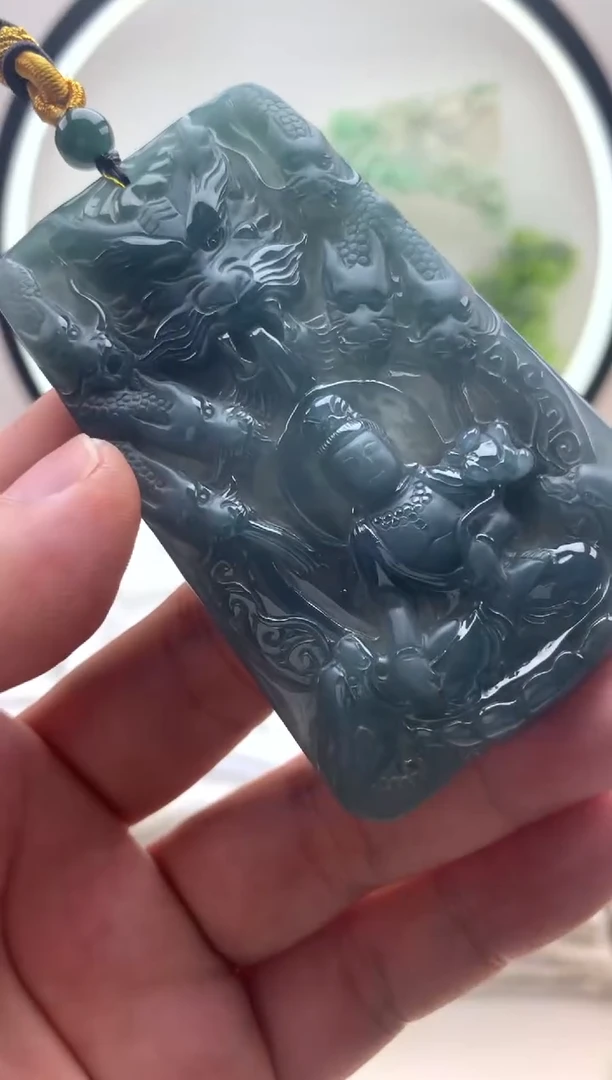 颈饰未镶嵌翡翠大势至