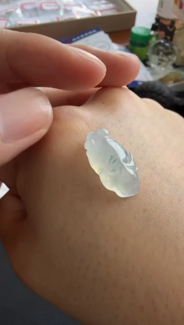 未镶嵌定制翡翠鱼