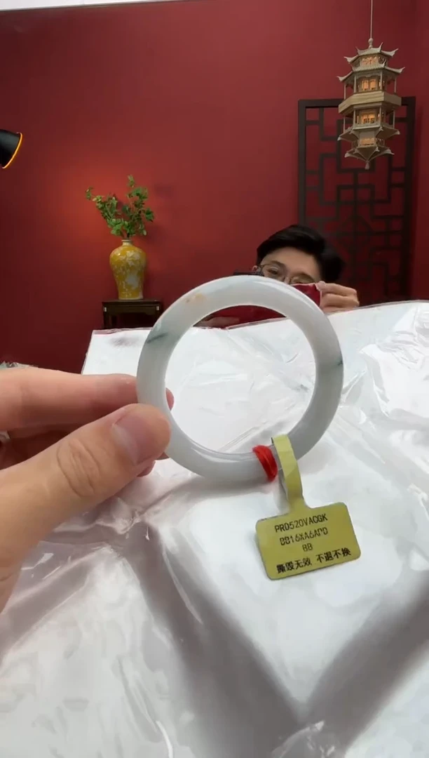 未镶嵌手镯翡翠翡翠手镯18
