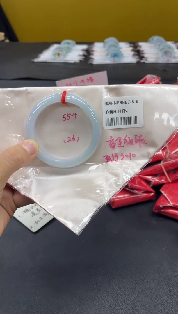 未镶嵌手镯翡翠翡翠手镯