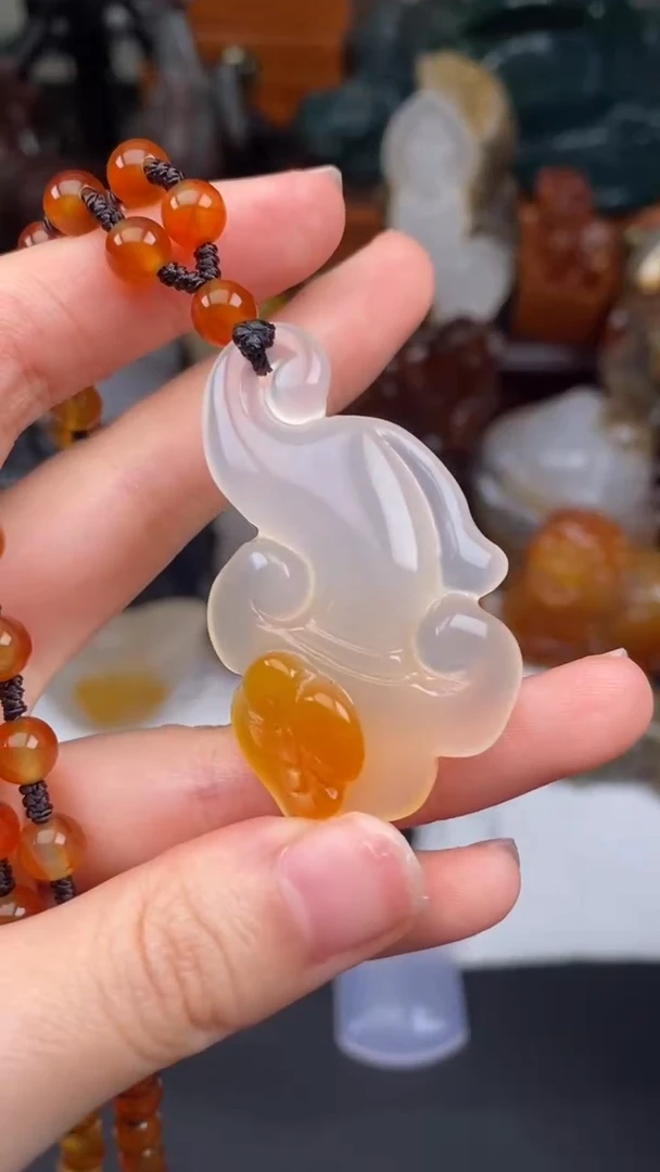 玛瑙/玉髓颈饰未镶嵌AA