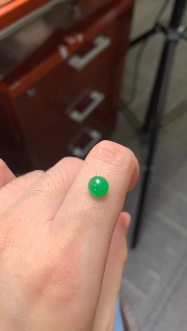 未镶嵌定制翡翠裸玉