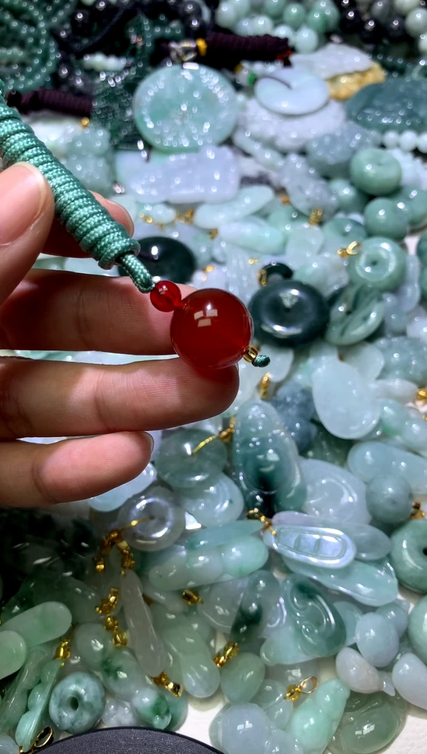 未镶嵌颈饰玛瑙/玉髓1