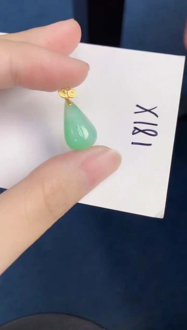 颈饰未镶嵌翡翠天然翡翠缅甸A货