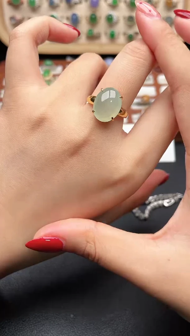 未镶嵌戒指翡翠一物一证一礼盒