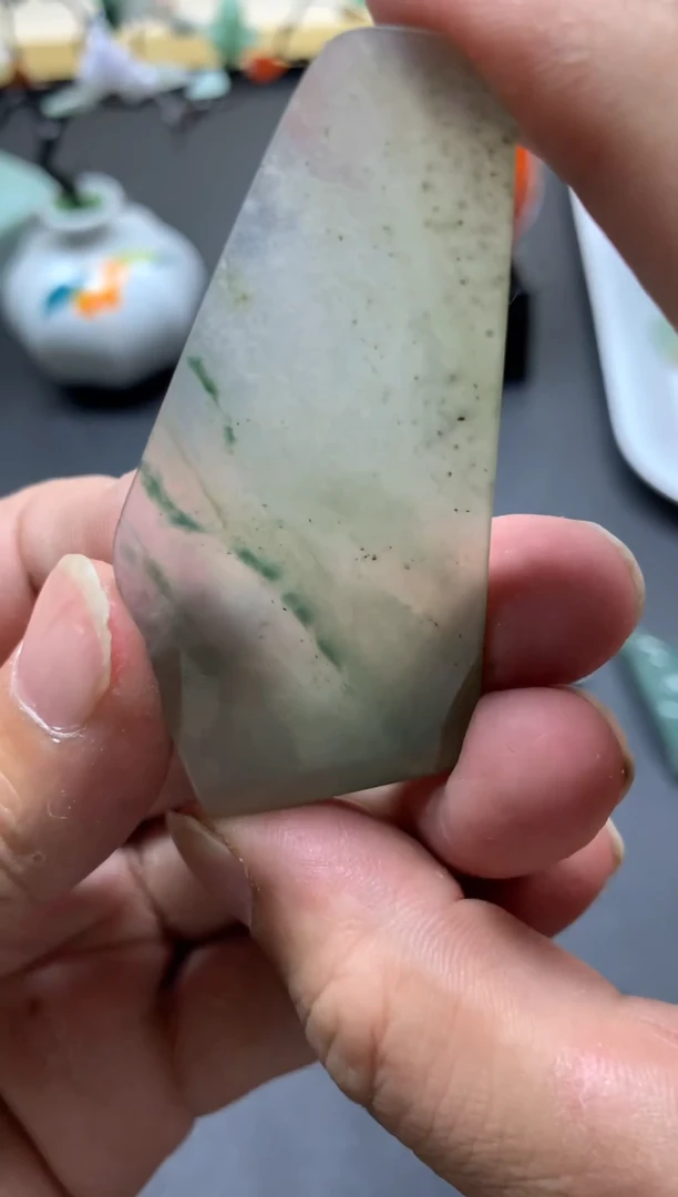 【闪购商品】翡翠颈饰未镶嵌天然翡翠A货